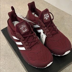 adidas ultraboost - maroon and white running shoes (Texas A&M) - men’s size 9